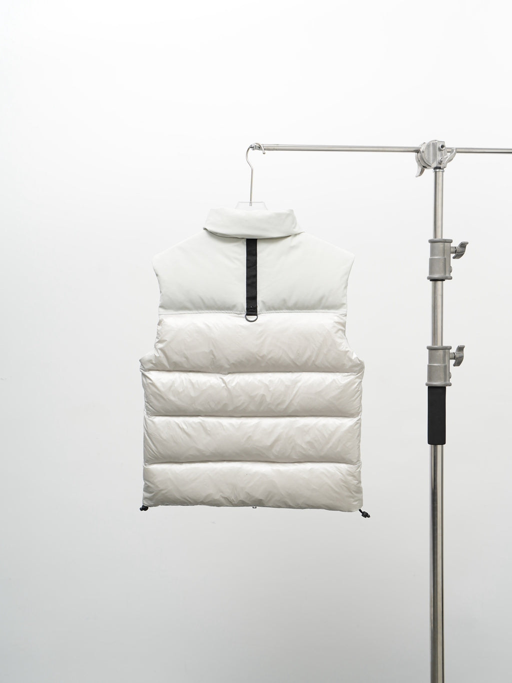 Moose Knuckles White Mixed-Finish Quilted Puffer Vest