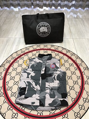 Canada Goose Gray Camo Quilted Puffer Vest